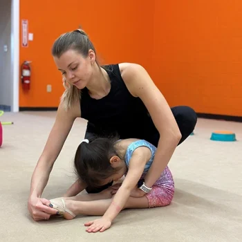 Rhythmic Gymnastics in Sharon